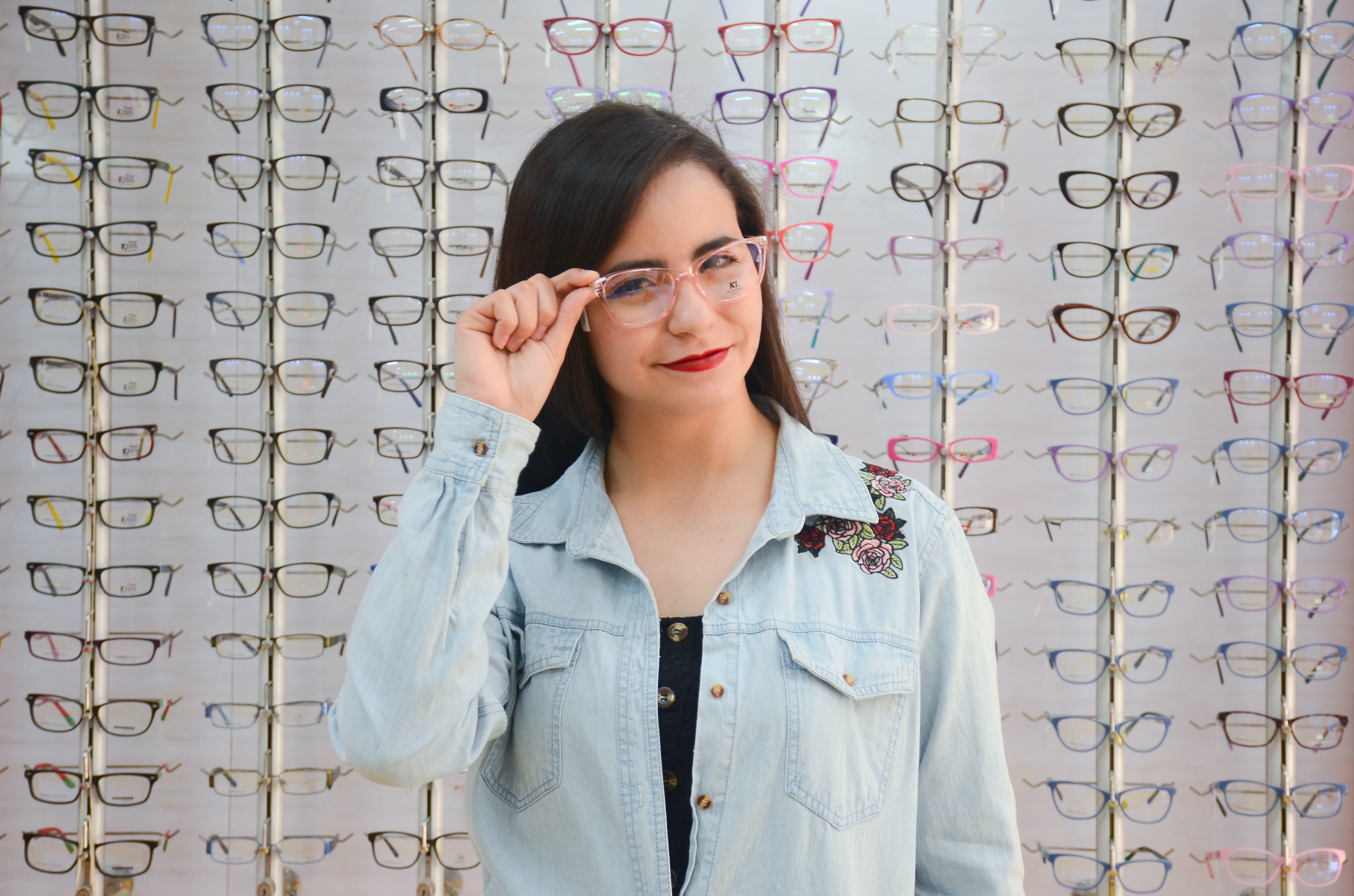 Hazır eynəkmi alsam, optikada sifarişləmi hazırlatsam?